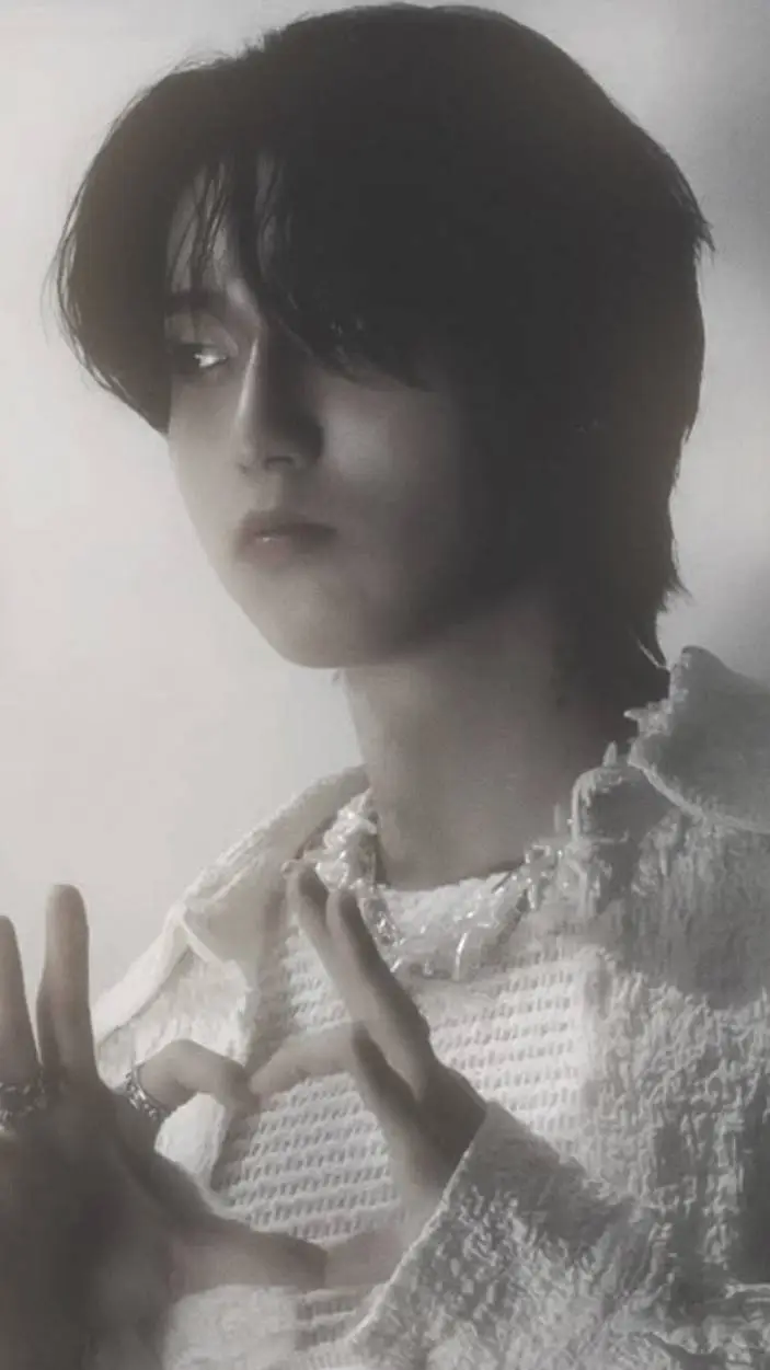 ai character: Han Jisung  background