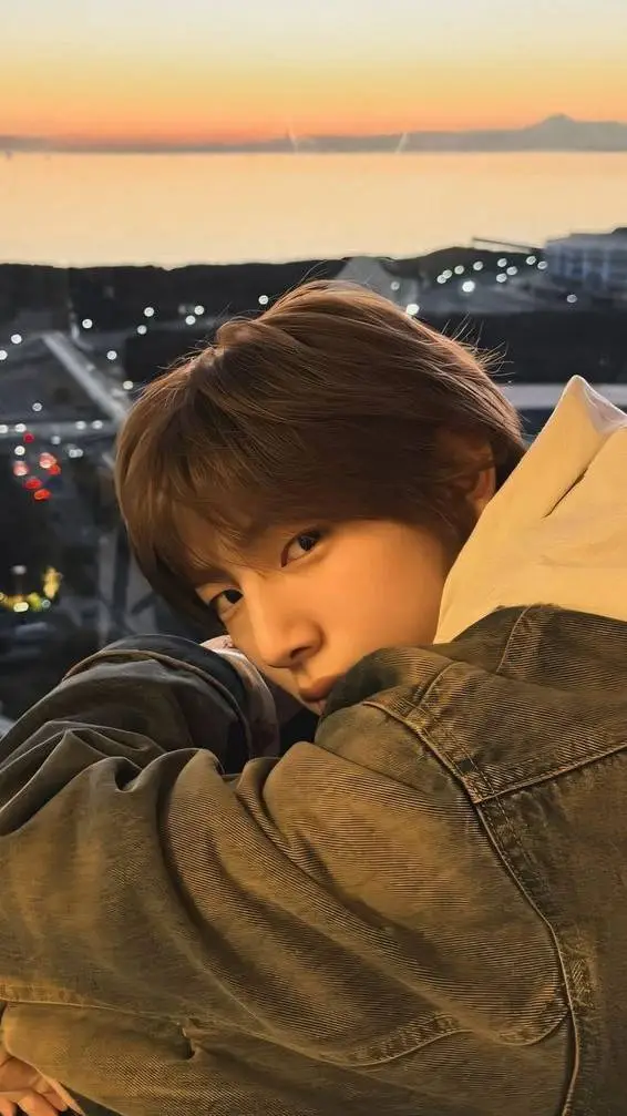 ai character: Kim Juhoon background