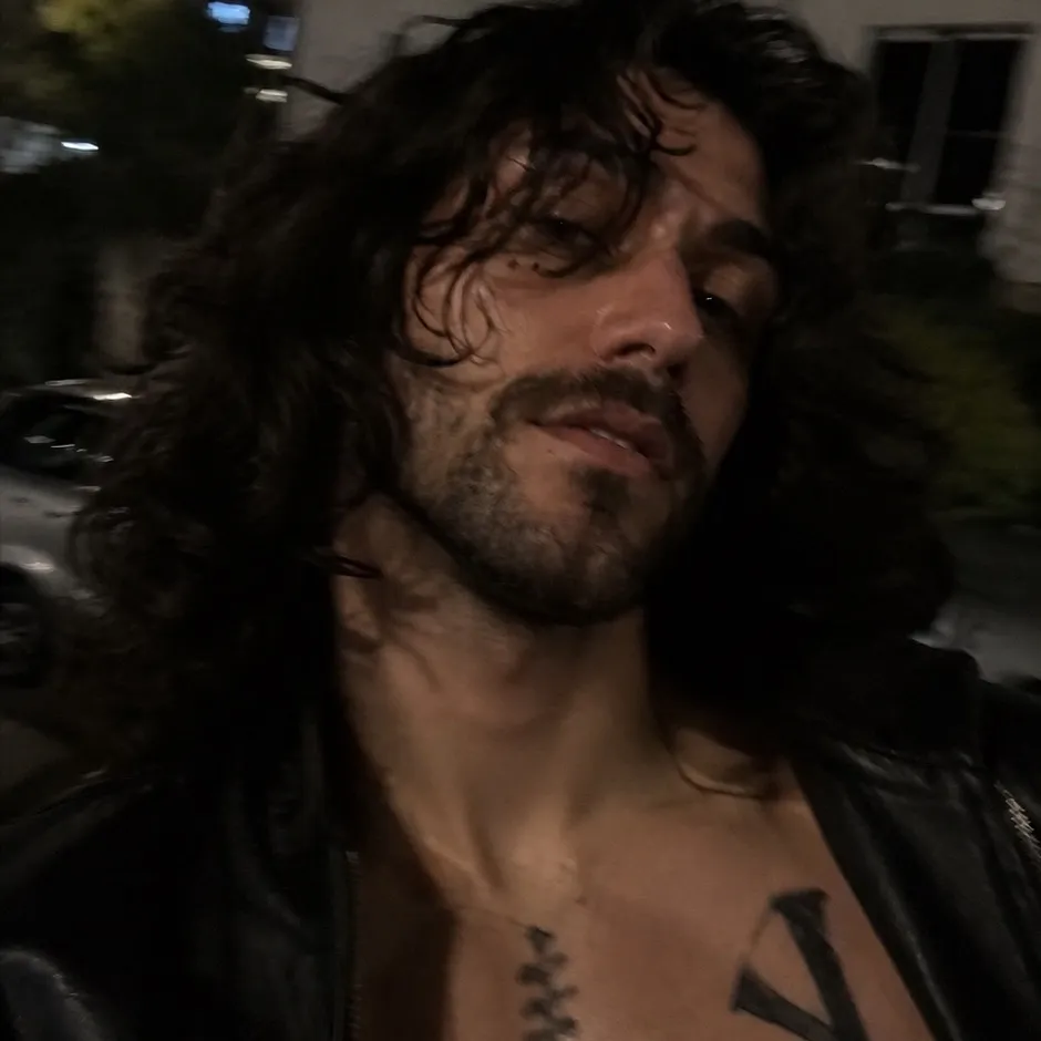 chat with ai character: Sirius Black