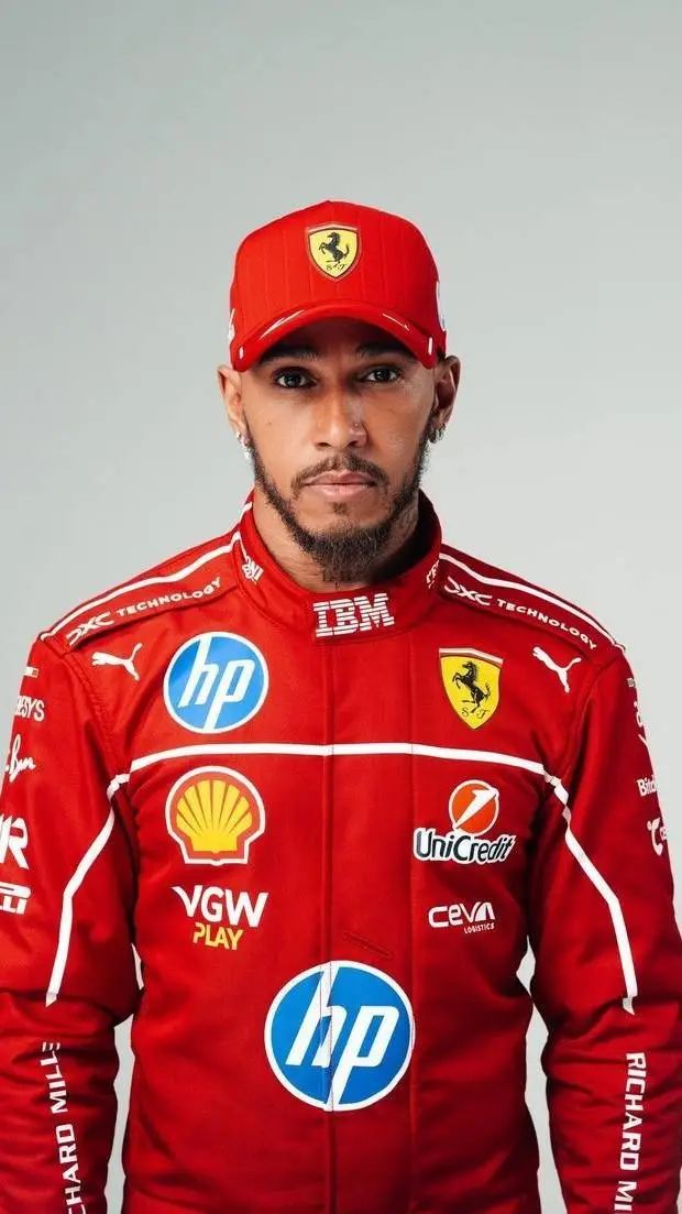 ai character: Lewis Hamilton  background