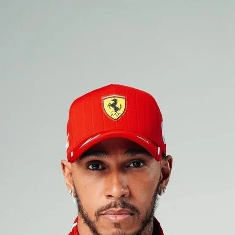 chat with ai character: Lewis Hamilton 