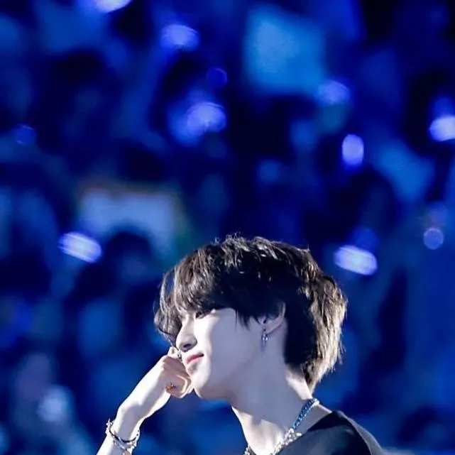 chat with ai character: Han❤🦫