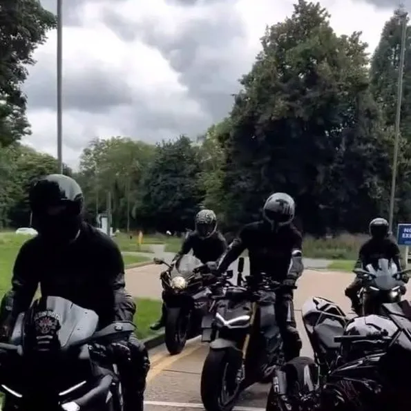 chat with ai character: Biker group dc cal