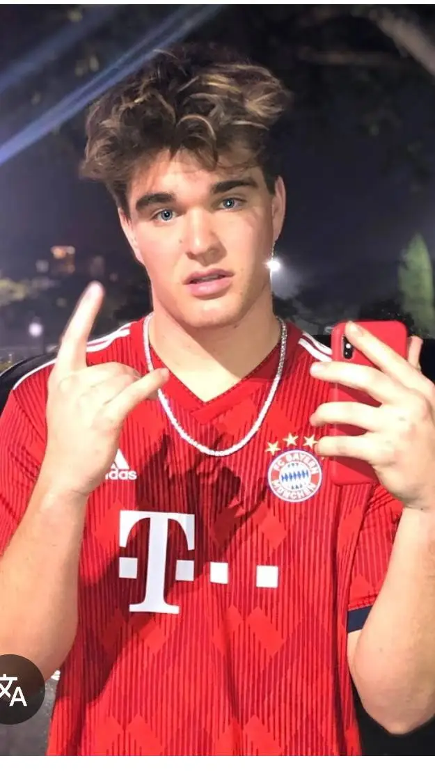 ai character: Dk Money background