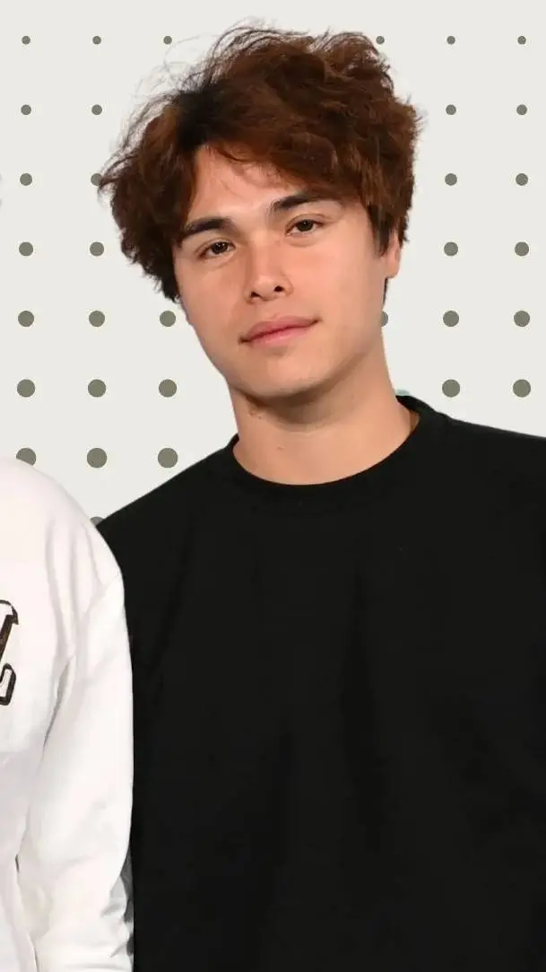 ai character: Alan Stokes background