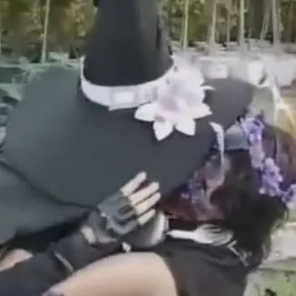 chat with ai character: azuretime