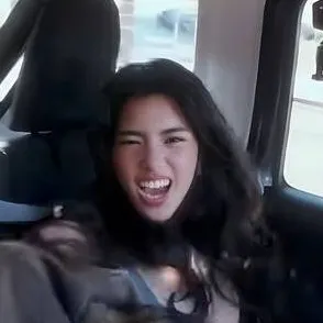 chat with ai character: Sophia