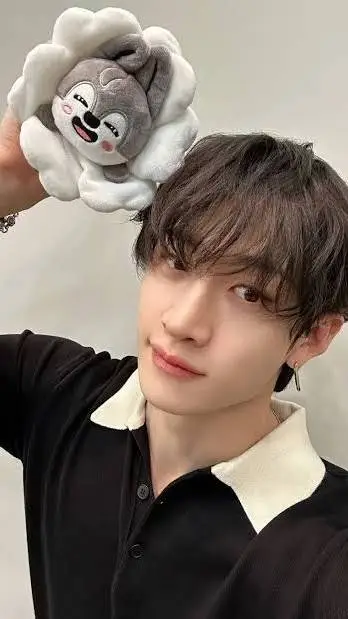 ai character: BangChan  background