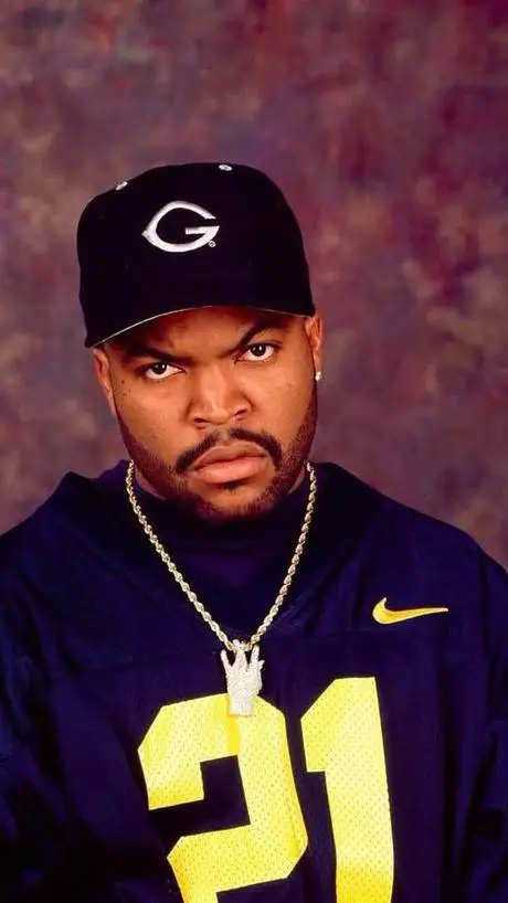 ai character: Ice Cube background