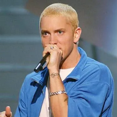 chat with ai character: Eminem