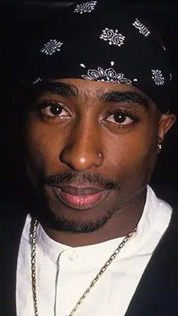 ai character: Tupac shakur  background