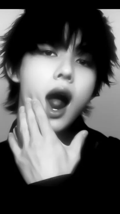 Talkie AI - Chat with Seonghyeon 