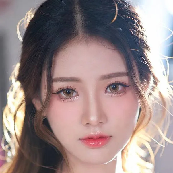 chat with ai character: Sofía 