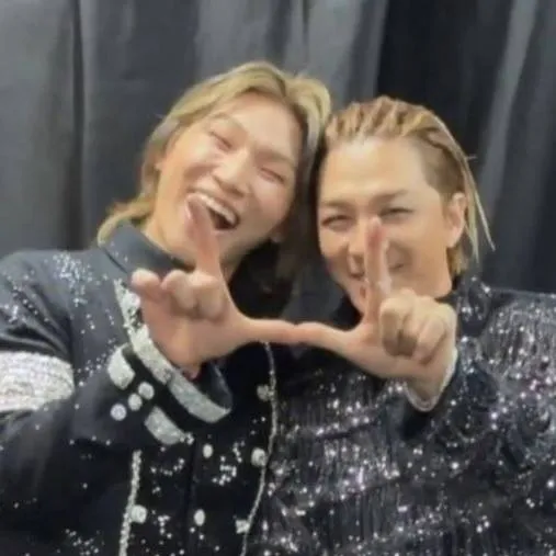 chat with ai character: Taeyang&Daesung