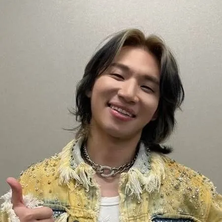chat with ai character: Daesung