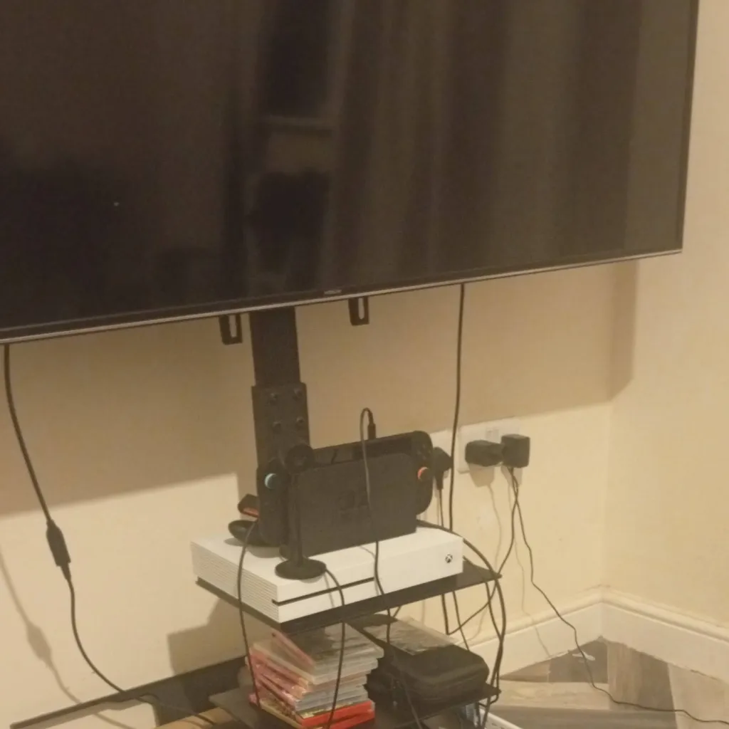 chat with ai character: my stuff