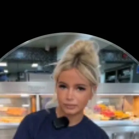 chat with ai character: chip shop diva 