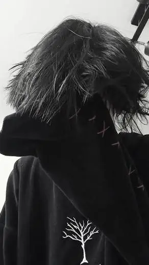 ai character: Макс background