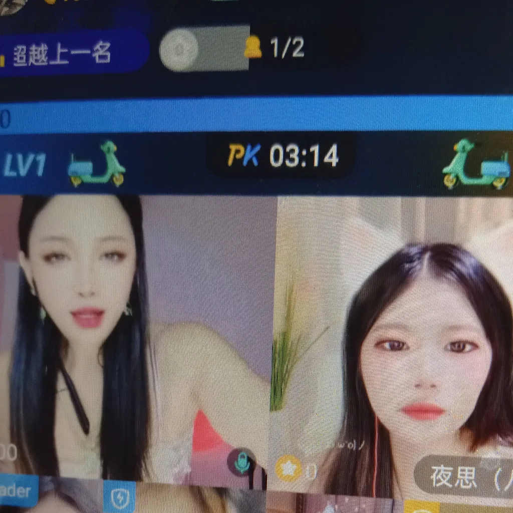 chat with ai character: девушки