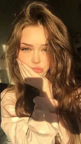 Talkie AI - Chat with Camila