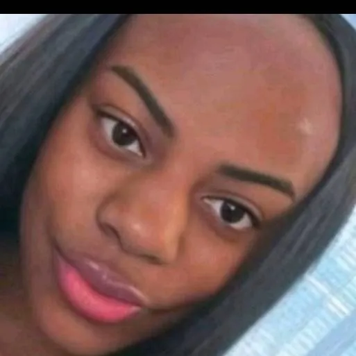 chat with ai character: Lily and auiciq 