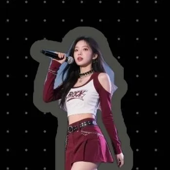 chat with ai character: jiwoo