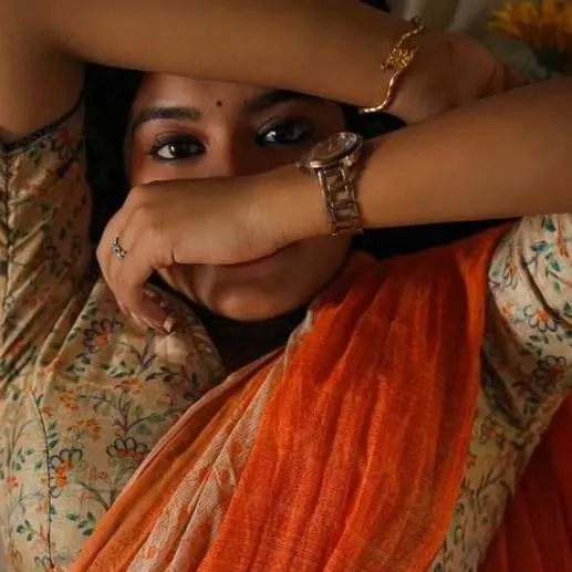 chat with ai character: Vibitha