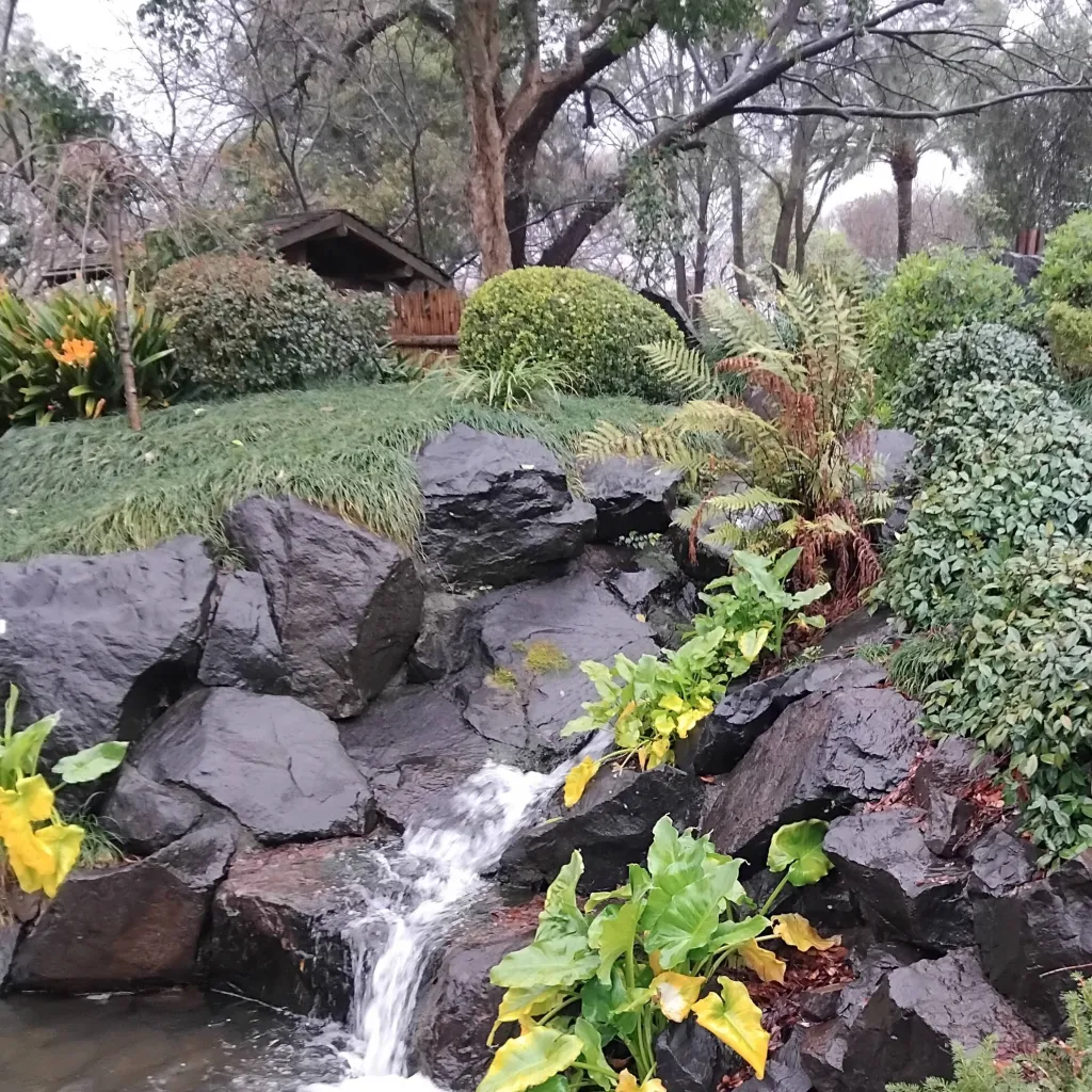 chat with ai character: Empires SMP(FH RP)