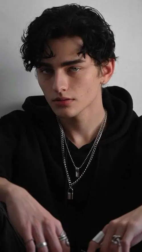 ai character: Lucas <3 background