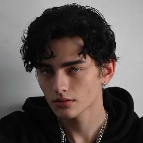 chat with ai character: Lucas <3