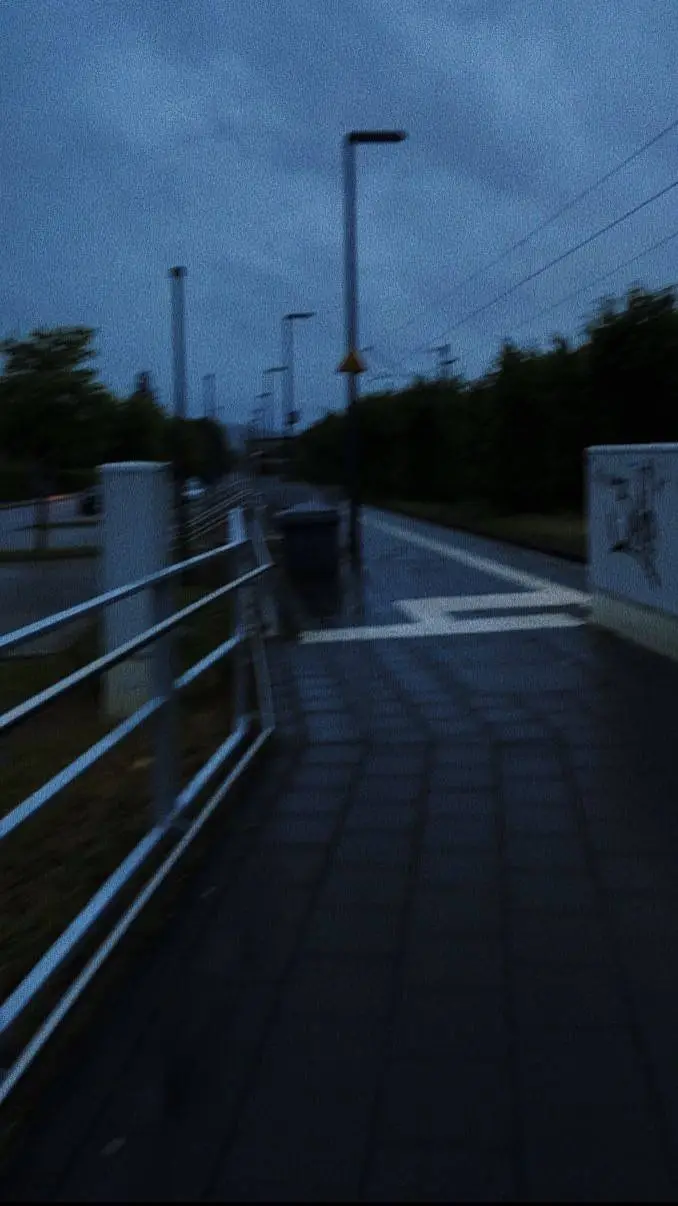 ai character: Vent background