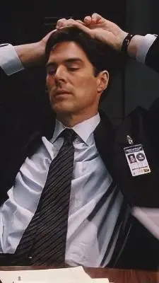 ai character: Aaron Hotchner background