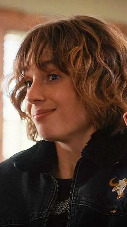 ai character: Maya Hawke background