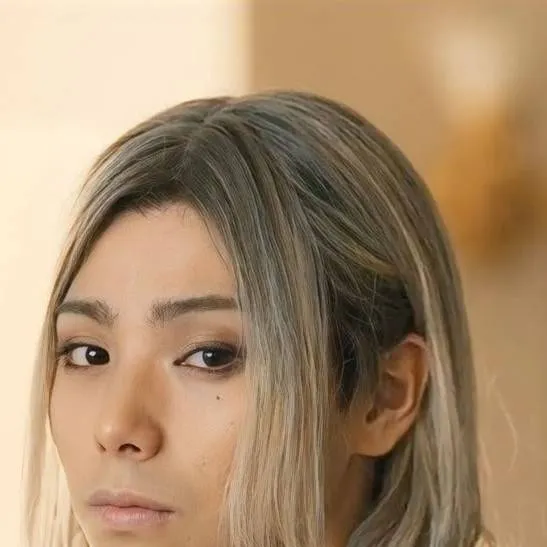 chat with ai character: Shuntarō Chishiya