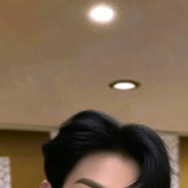 chat with ai character: Seungmin