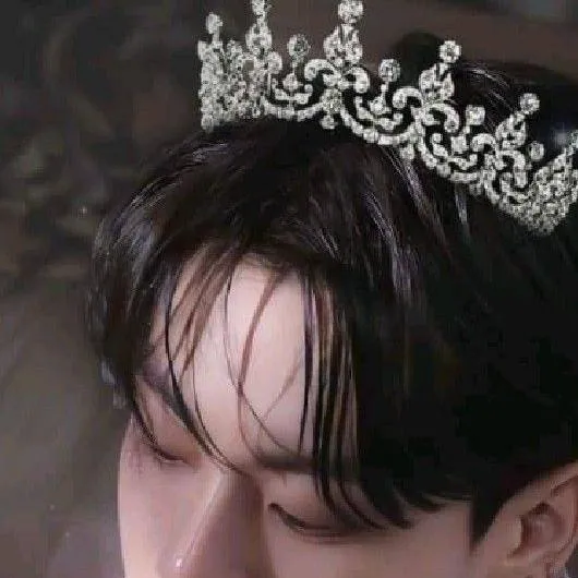 chat with ai character: Jungkook