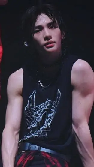 ai character: Hyunjin  background