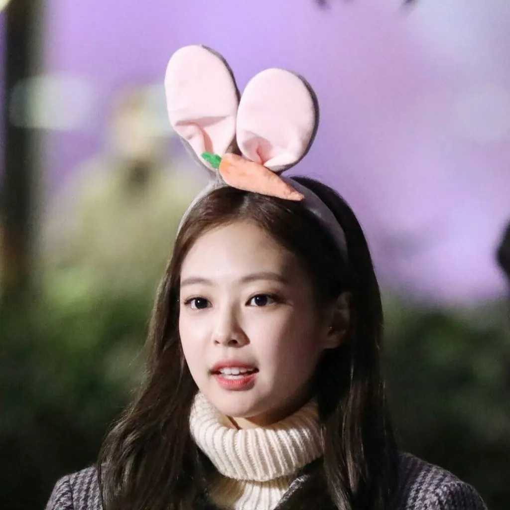 chat with ai character: Jennie fan meeting