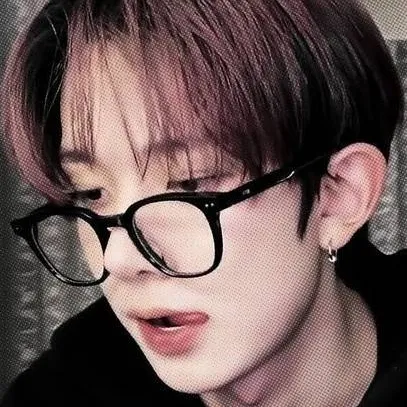 chat with ai character: ♪Lee Heeseung♪