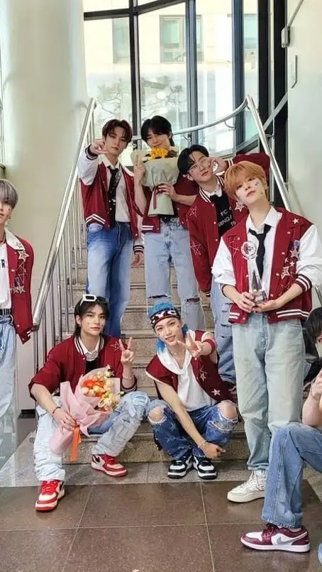 ai character: skz school background