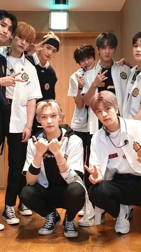 ai character: skz school background