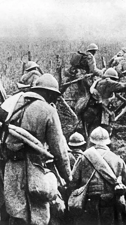 ai character: WW1  background
