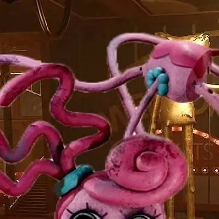 chat with ai character: Mommy Long Legs