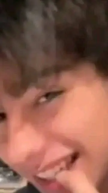 ai character: lukas💗 background