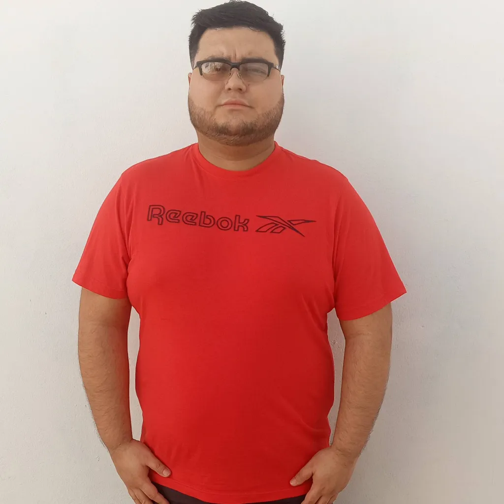 chat with ai character: LeoNARdoCAMAcho 🇻🇪