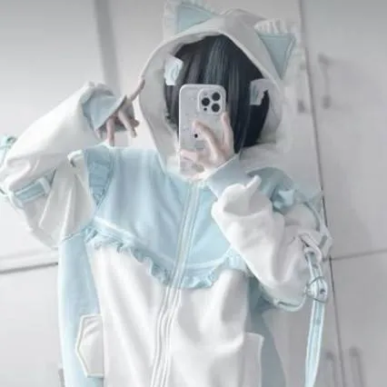 chat with ai character: /°×T/N Y TU×°\