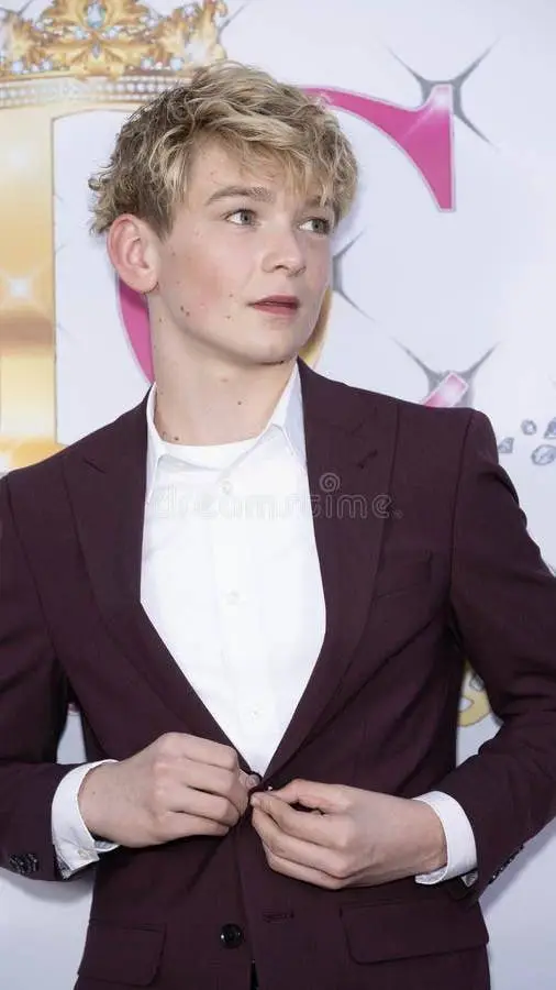 ai character: Kaido Roberts background