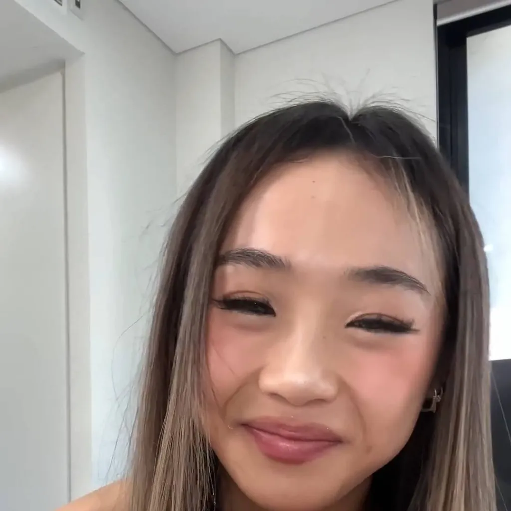 chat with ai character: Catherine Zhang