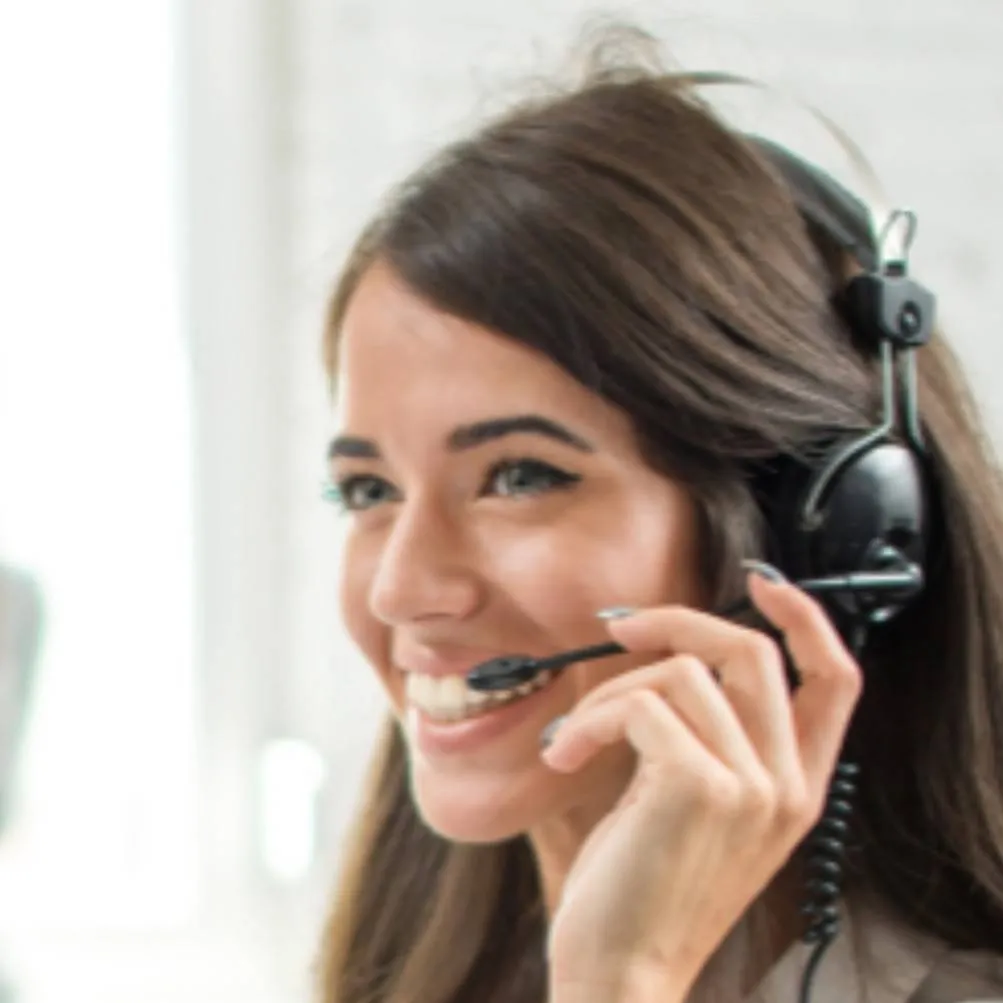 chat with ai character: YT Advisor