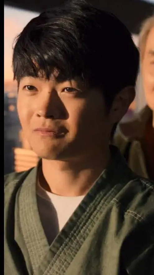 ai character: Li Fong 🥊 background